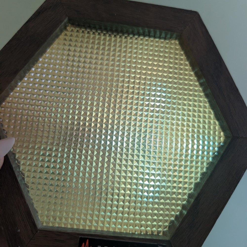 Maytronics Hexagonal Reflective Panel - Picture 4 of 8